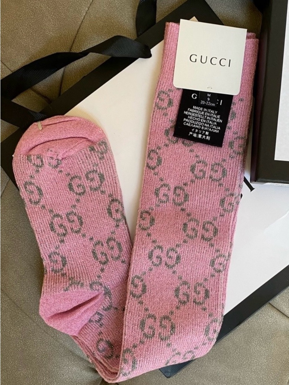 NWT GUCCI. Pink and Gray Lame Sparkle KNEE HIGHT SOCKS - Picture 3 of 4